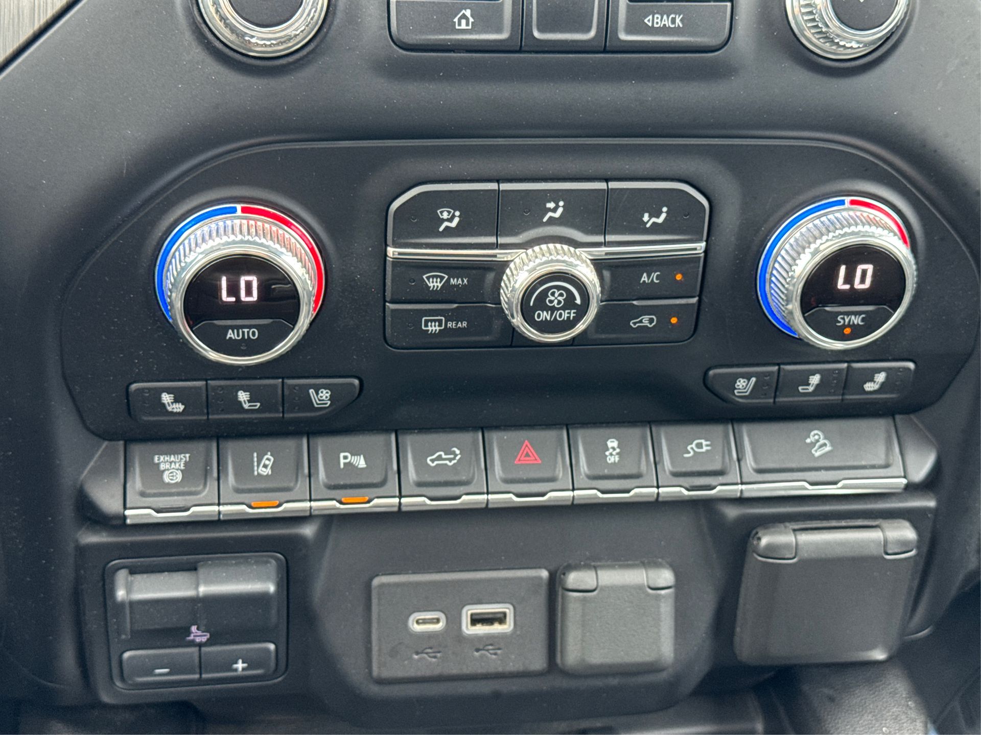 2020 GMC Sierra 2500HD Denali Image 34 of 34