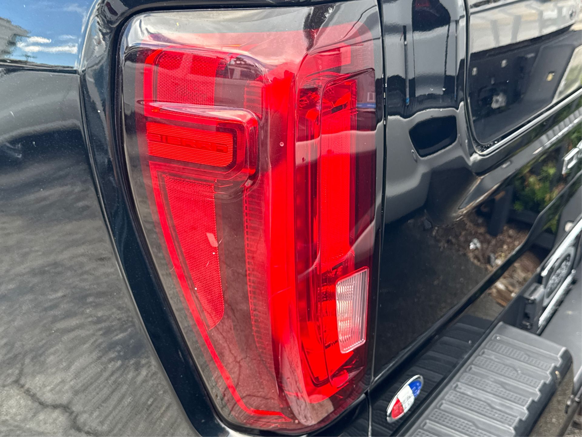 2020 GMC Sierra 2500HD Denali Image 32 of 34