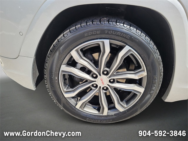 2020 GMC Terrain Denali Image 12 of 34