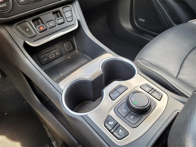 2020 GMC Terrain Denali Image 25 of 34