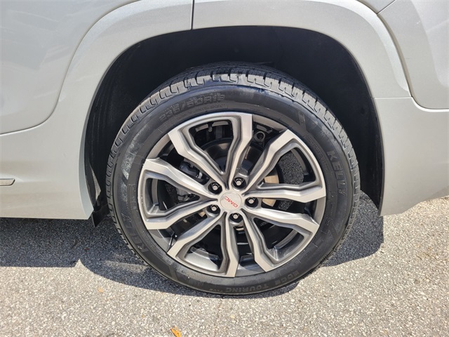 2020 GMC Terrain Denali Image 11 of 34