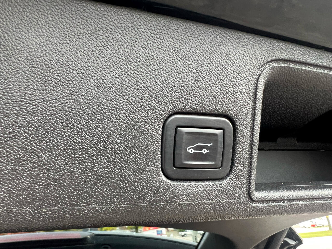 2020 GMC Terrain Denali Image 27 of 36