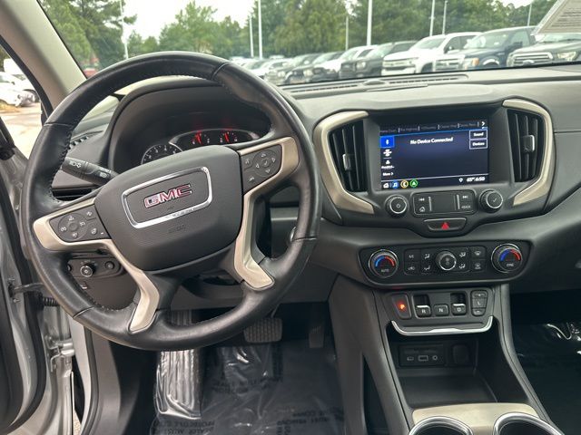 2020 GMC Terrain Denali Image 11 of 21