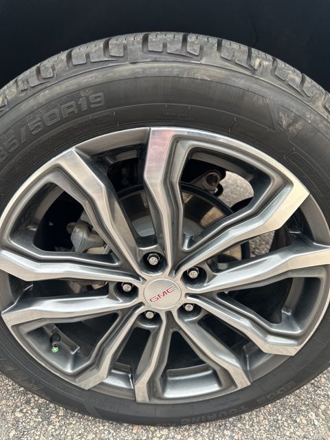 2020 GMC Terrain Denali Image 7 of 21