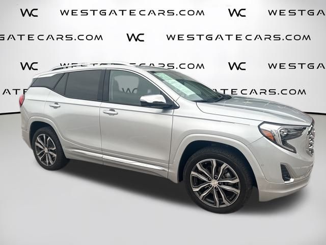 2020 GMC Terrain Denali Image 4 of 21