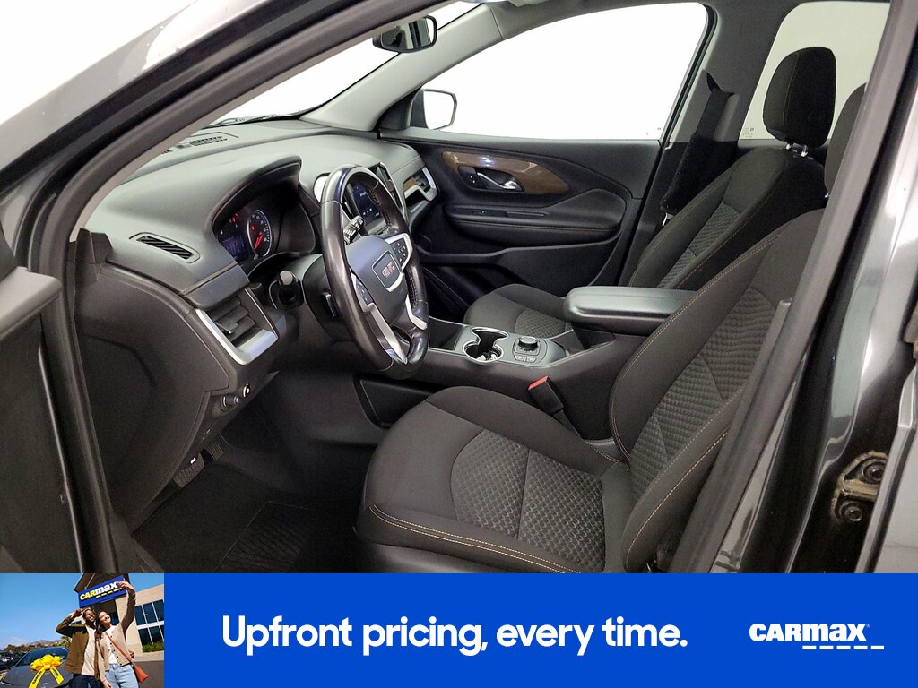 2020 GMC Terrain SLE Image 10 of 22