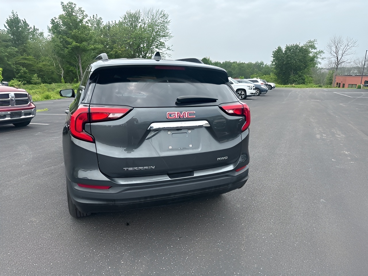Vehicle image 32 of 34