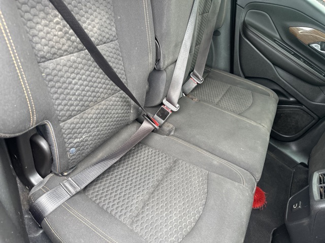 Vehicle image 23 of 34