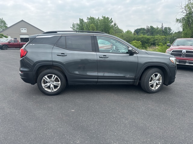 Vehicle image 4 of 34