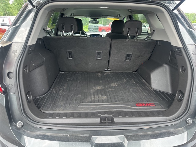 Vehicle image 25 of 34
