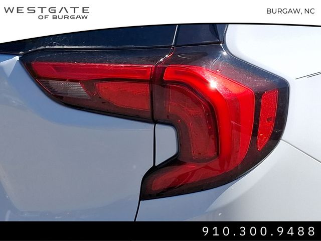 Vehicle image 10 of 31