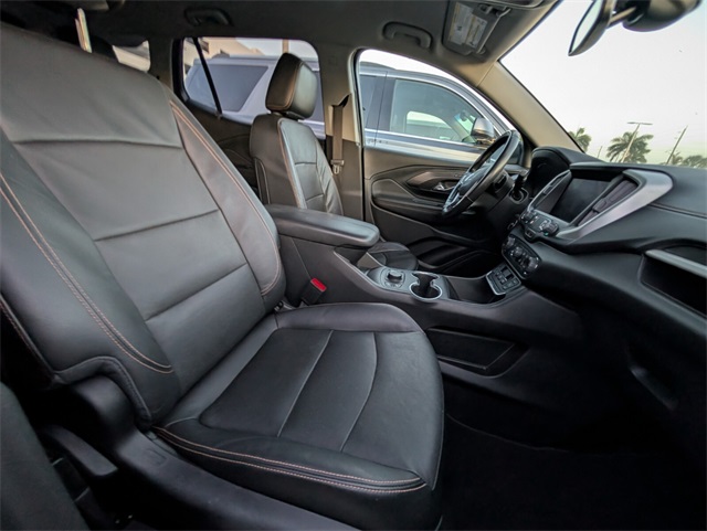 Vehicle image 13 of 23