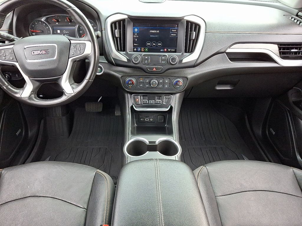 Vehicle image 21 of 31