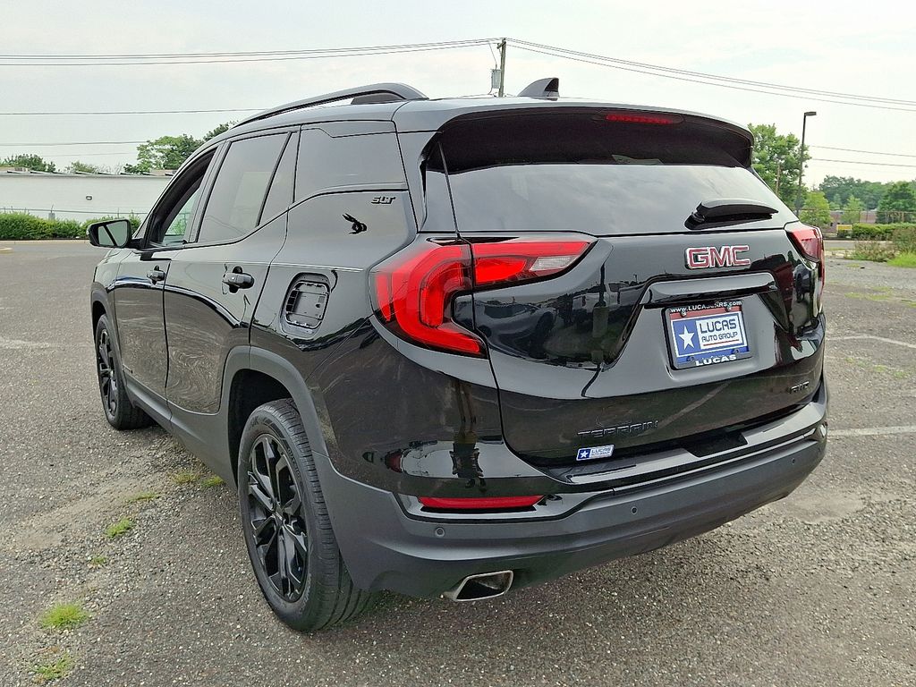 Vehicle image 11 of 31