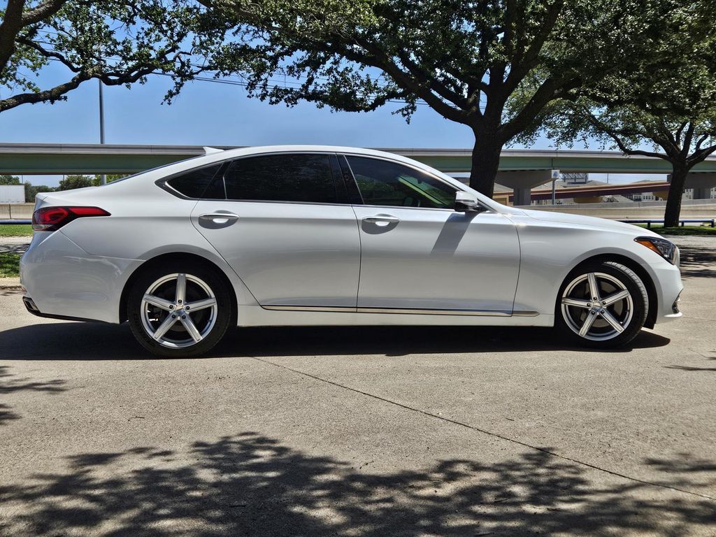 2020 Genesis G80 3.8L Image 3 of 31