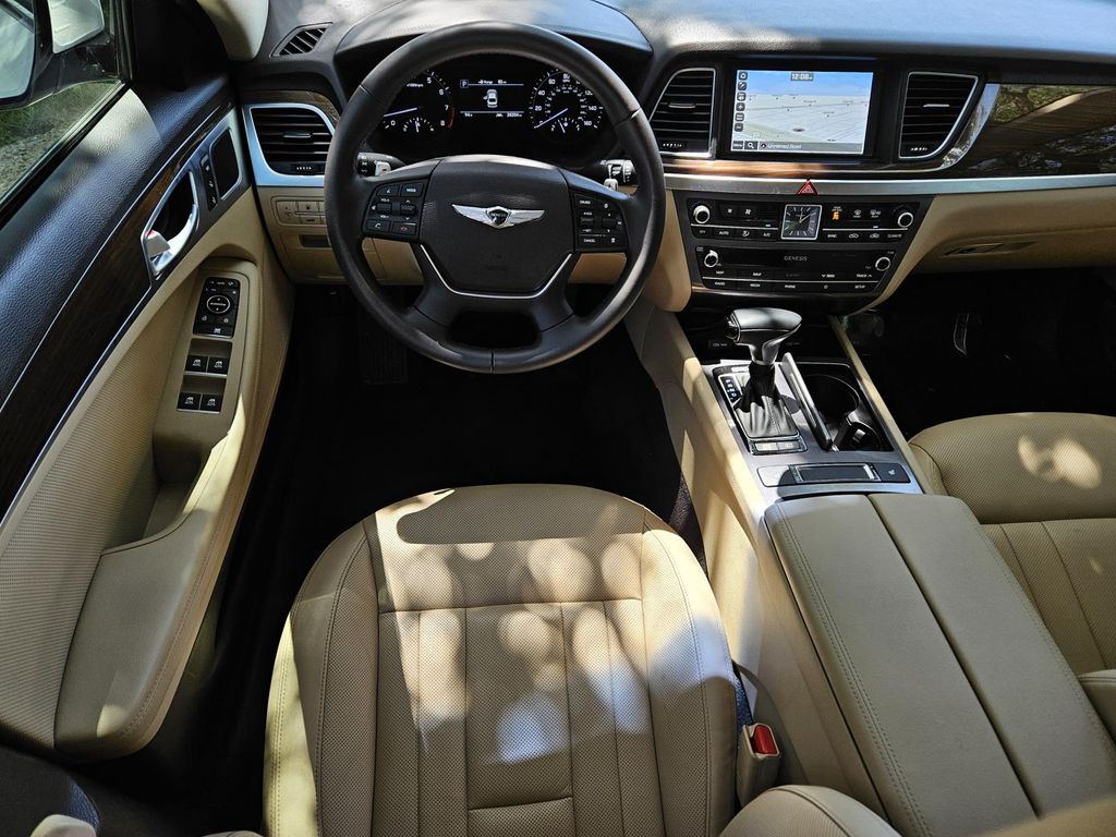 2020 Genesis G80 3.8L Image 12 of 31