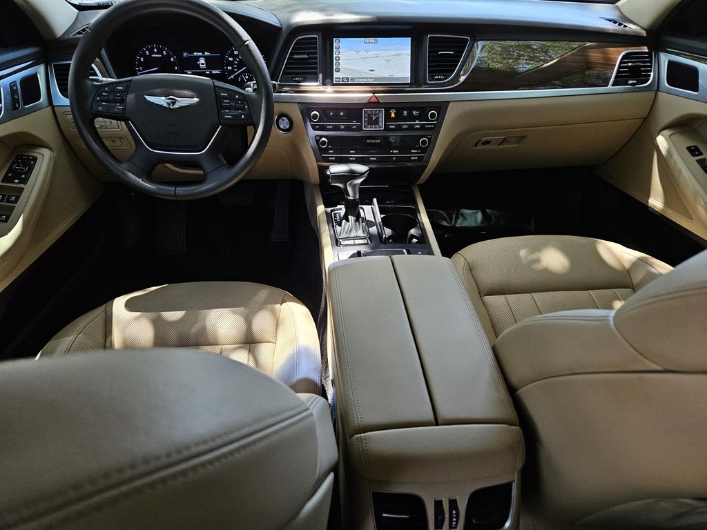2020 Genesis G80 3.8L Image 11 of 31