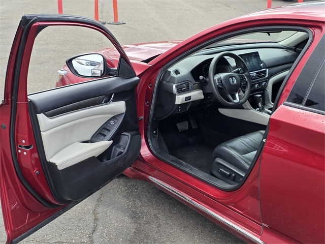 Vehicle image 29 of 29