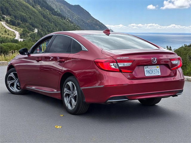 Vehicle image 7 of 29