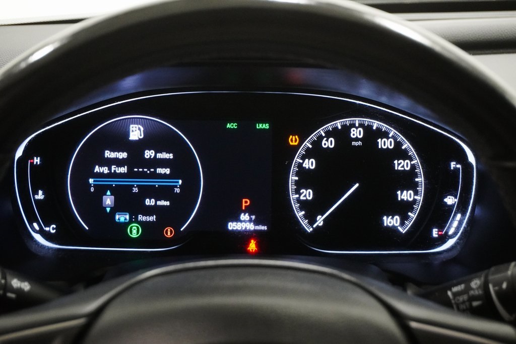 Vehicle image 21 of 30