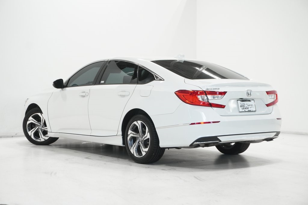 Vehicle image 7 of 30