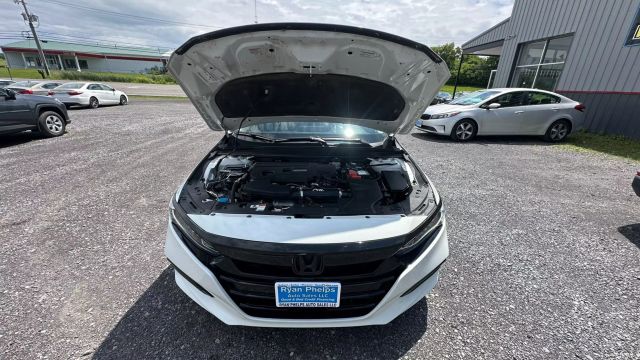 Vehicle image 36 of 38