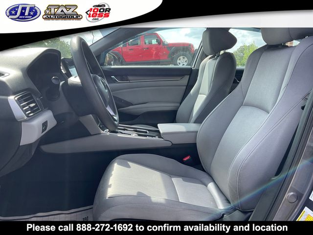 Vehicle image 10 of 19