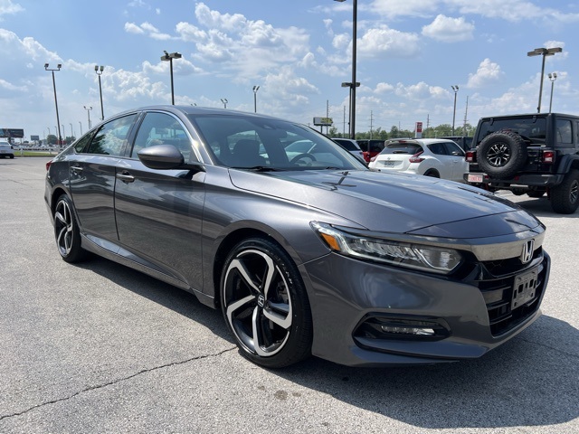 Vehicle image 3 of 27