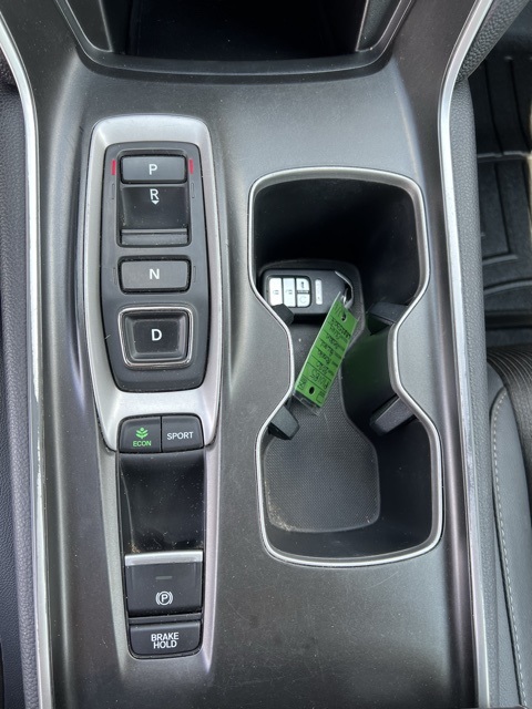 Vehicle image 22 of 27