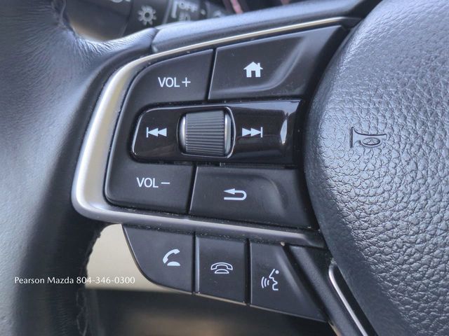 2020 Honda Accord Touring Image 28 of 31