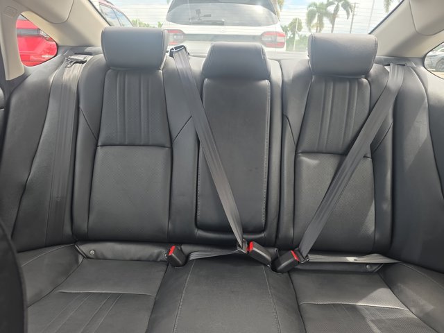 2020 Honda Accord Hybrid EX-L Image 15 of 40