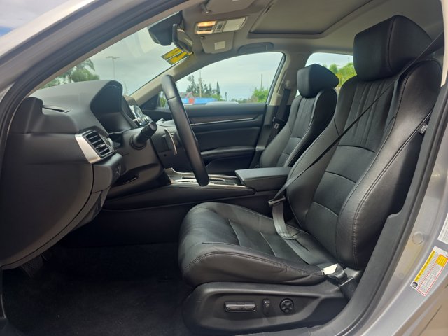 2020 Honda Accord Hybrid EX-L Image 14 of 40