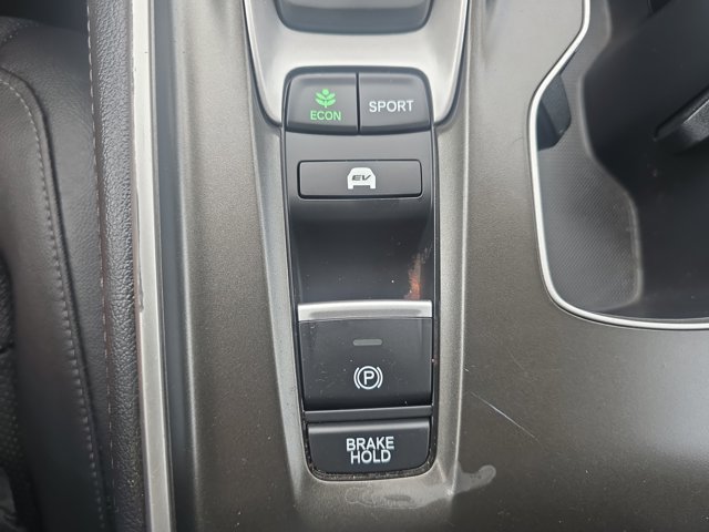 2020 Honda Accord Hybrid EX-L Image 26 of 40