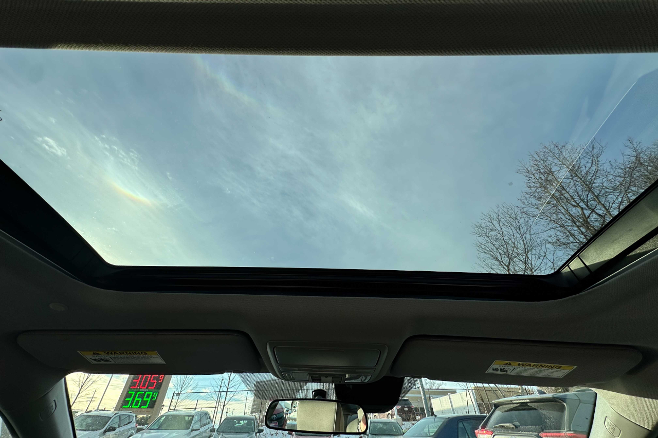 Vehicle image 24 of 25