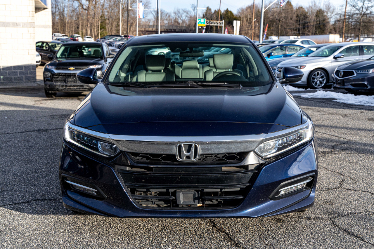 Vehicle image 2 of 25