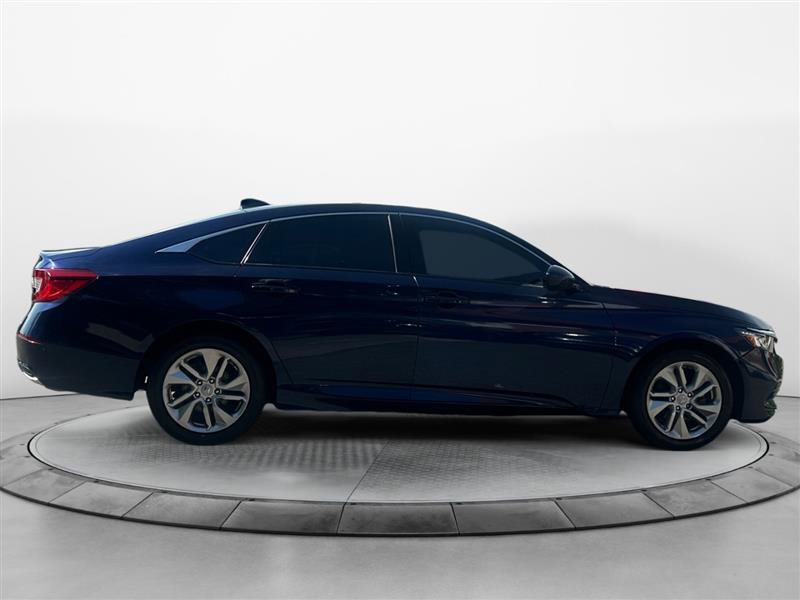 Vehicle image 4 of 16