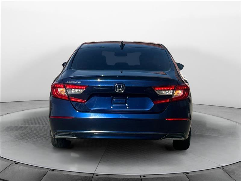 Vehicle image 6 of 16