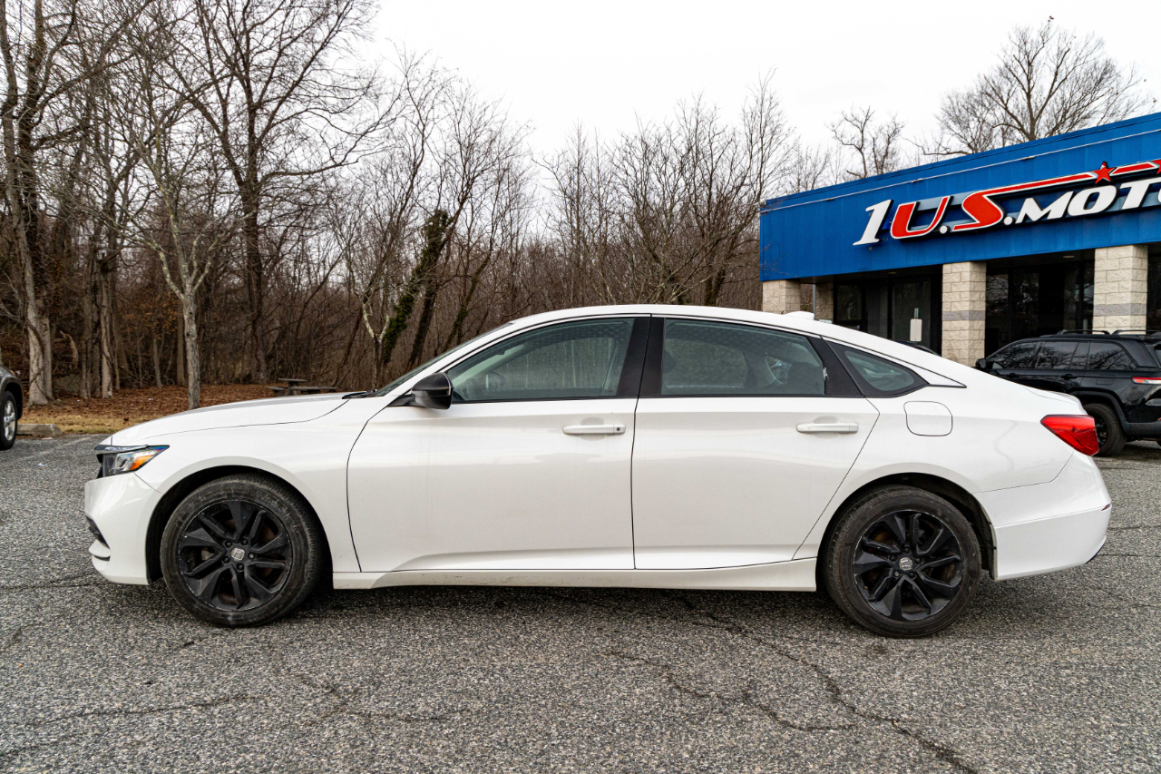 Vehicle image 9 of 23
