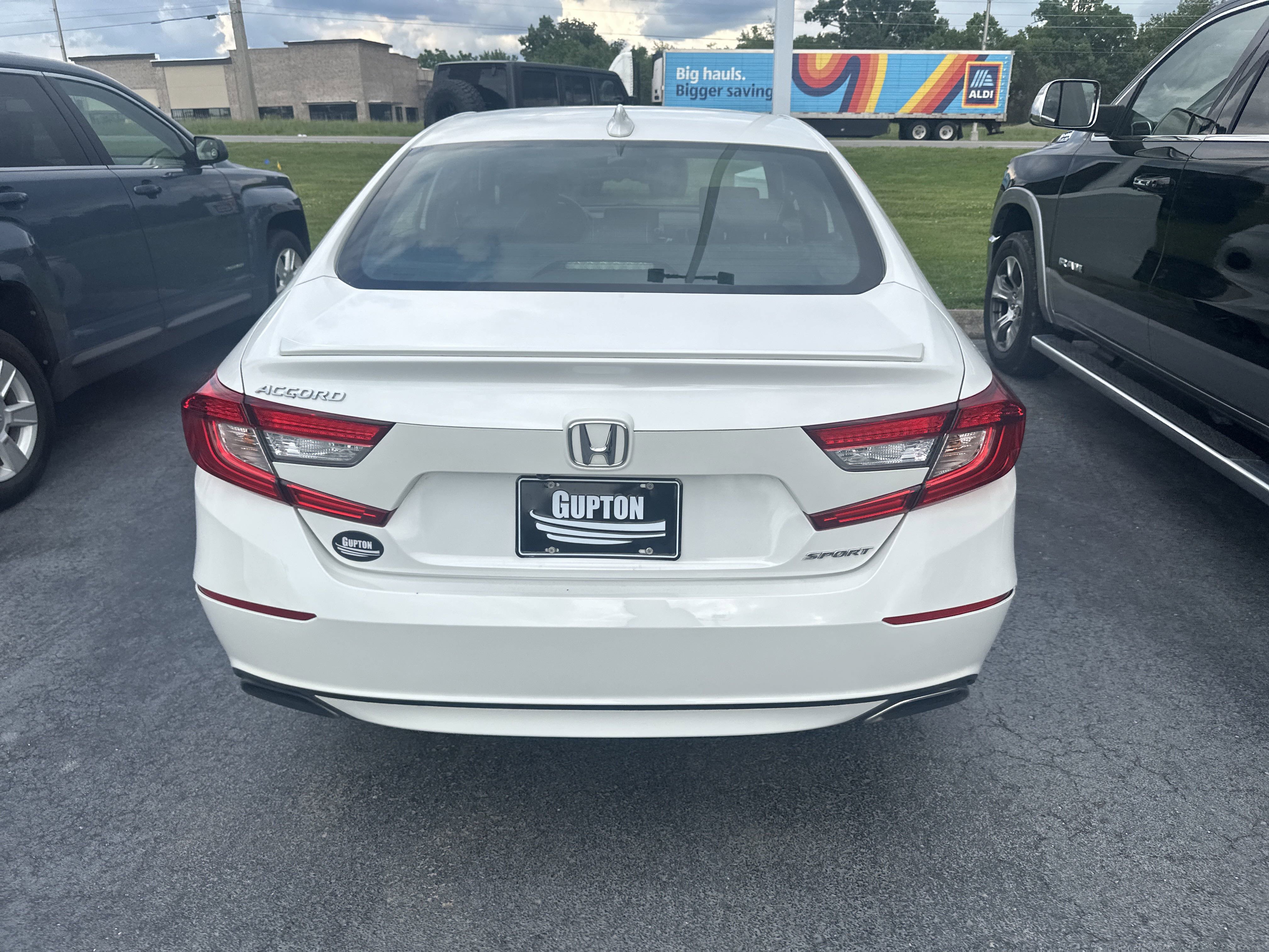 Vehicle image 6 of 35