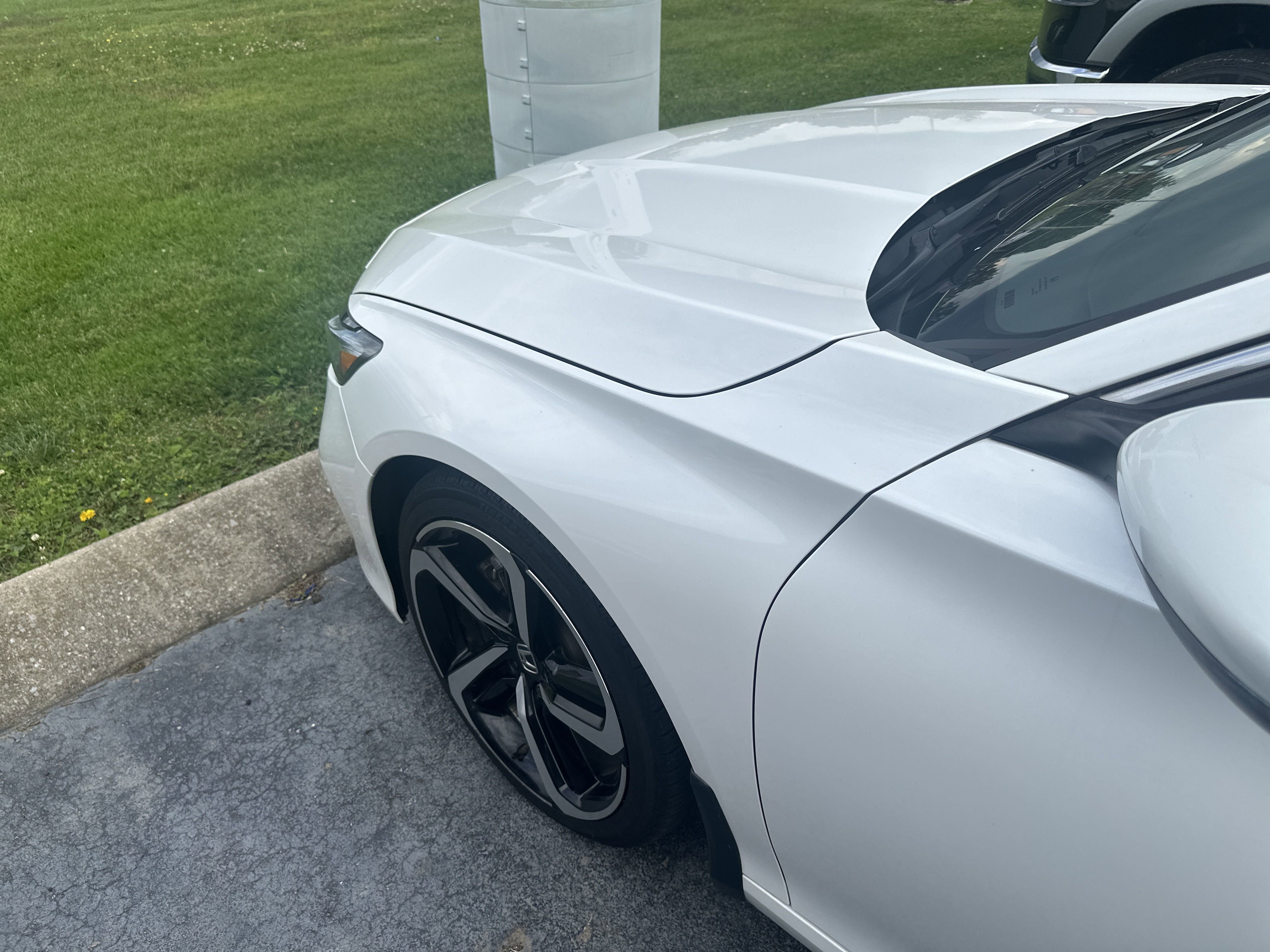 Vehicle image 12 of 35