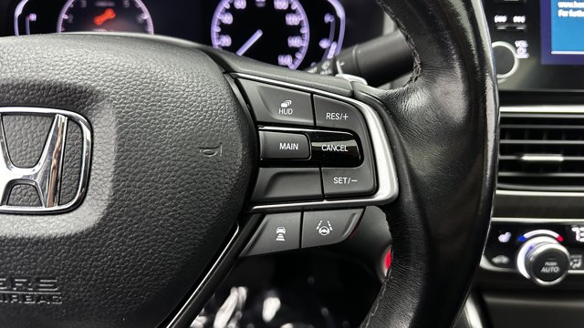 2020 Honda Accord Touring Image 19 of 36