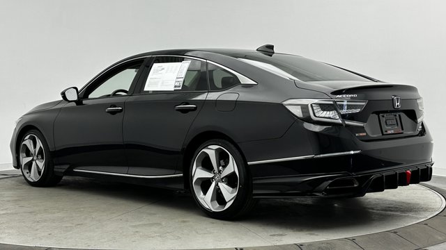 2020 Honda Accord Touring Image 6 of 36