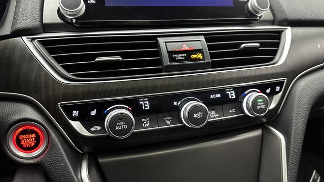 2020 Honda Accord Touring Image 24 of 36