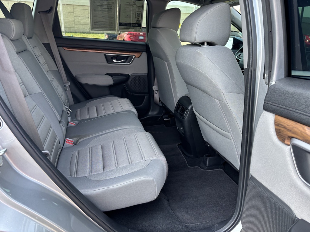 Vehicle image 20 of 23