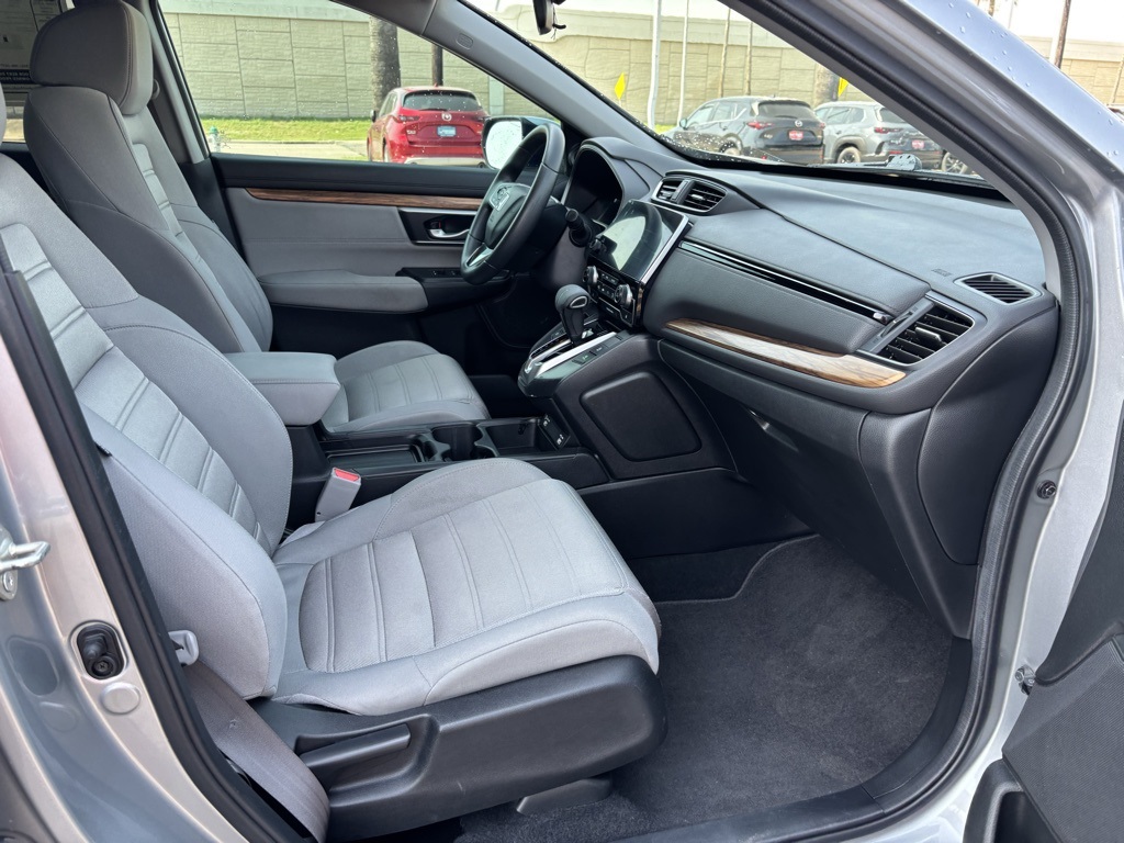 Vehicle image 22 of 23