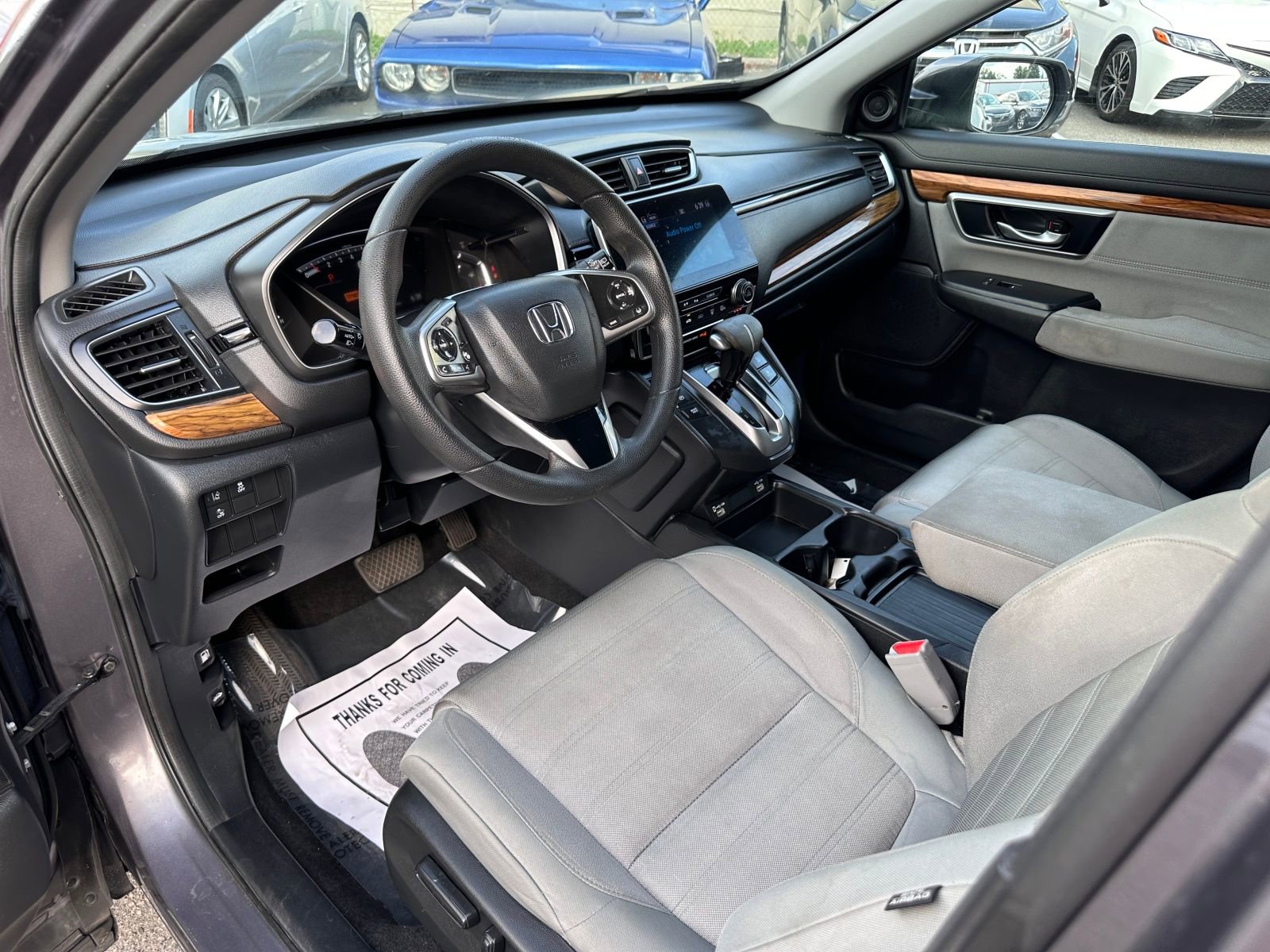 Vehicle image 10 of 21