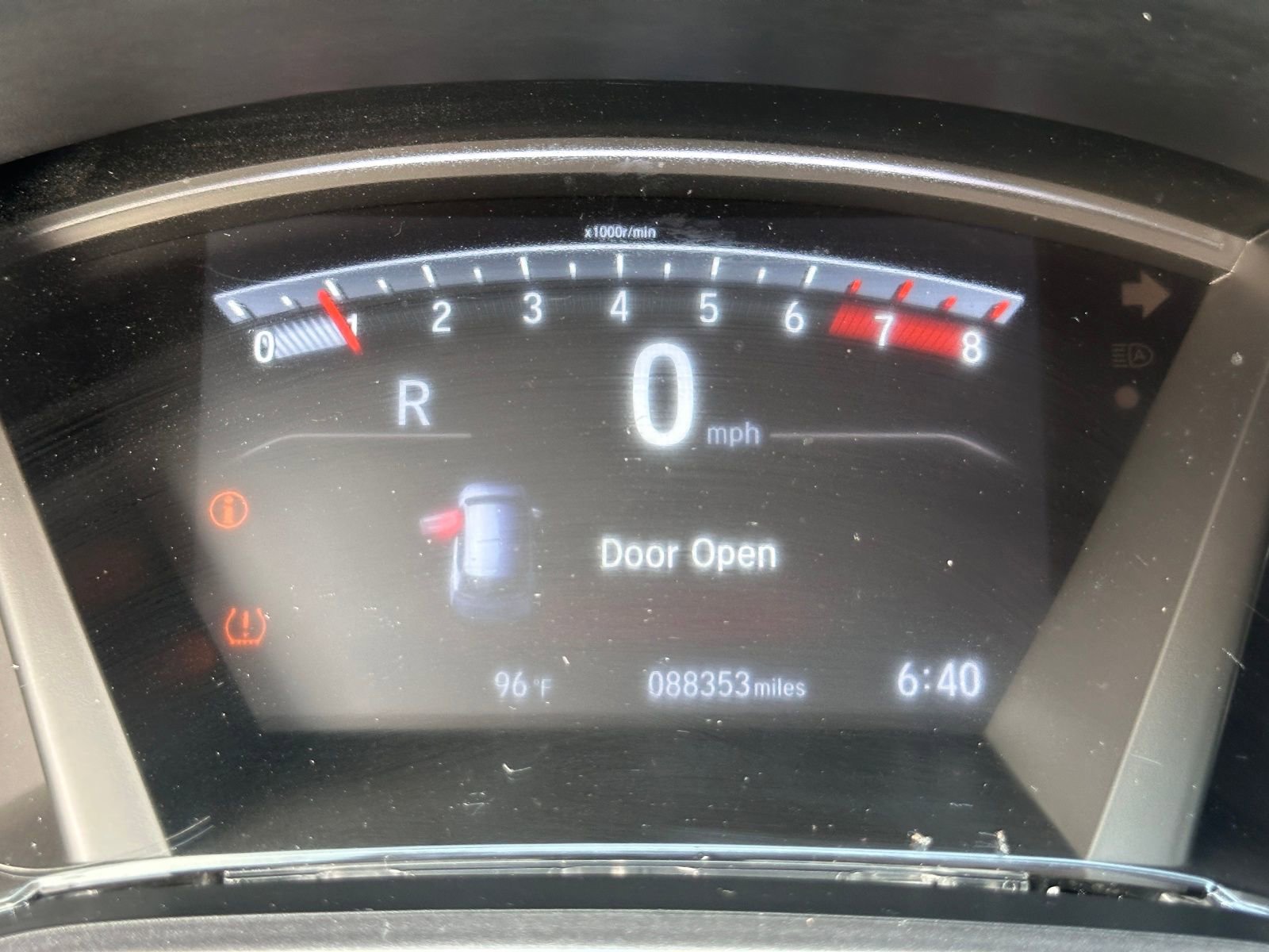 Vehicle image 14 of 21