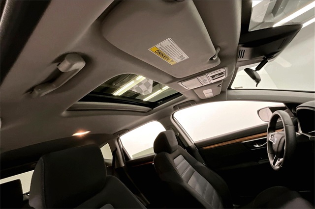 Vehicle image 18 of 39