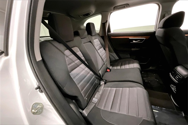 Vehicle image 24 of 39