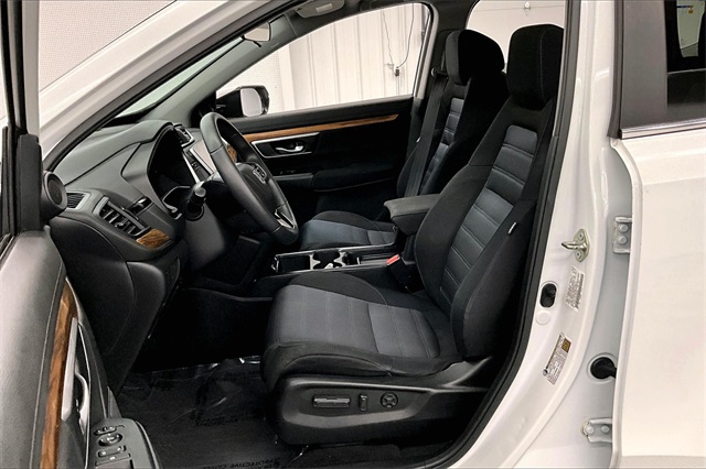 Vehicle image 22 of 39